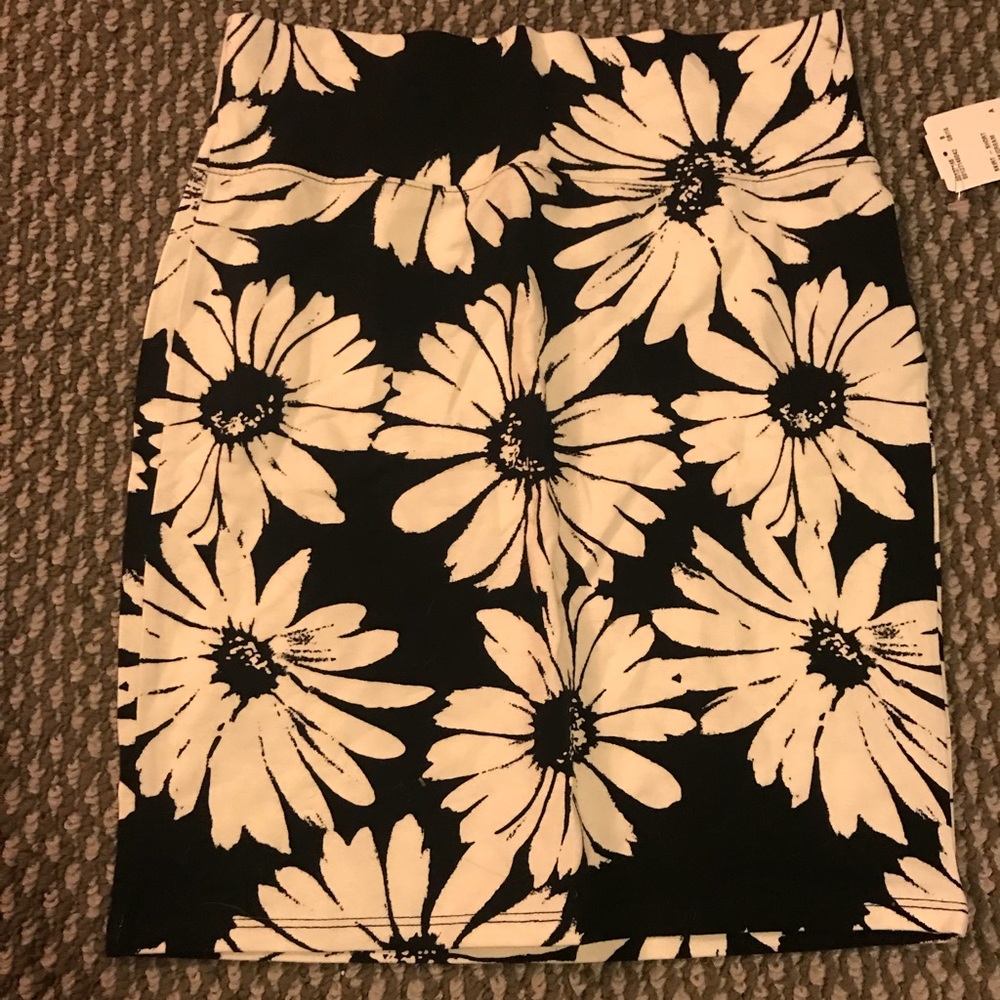 Black and white floral skirt